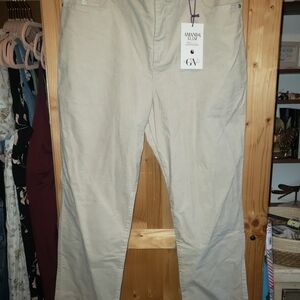 Gloria Vanderbilt Women's Cream Cordouroys